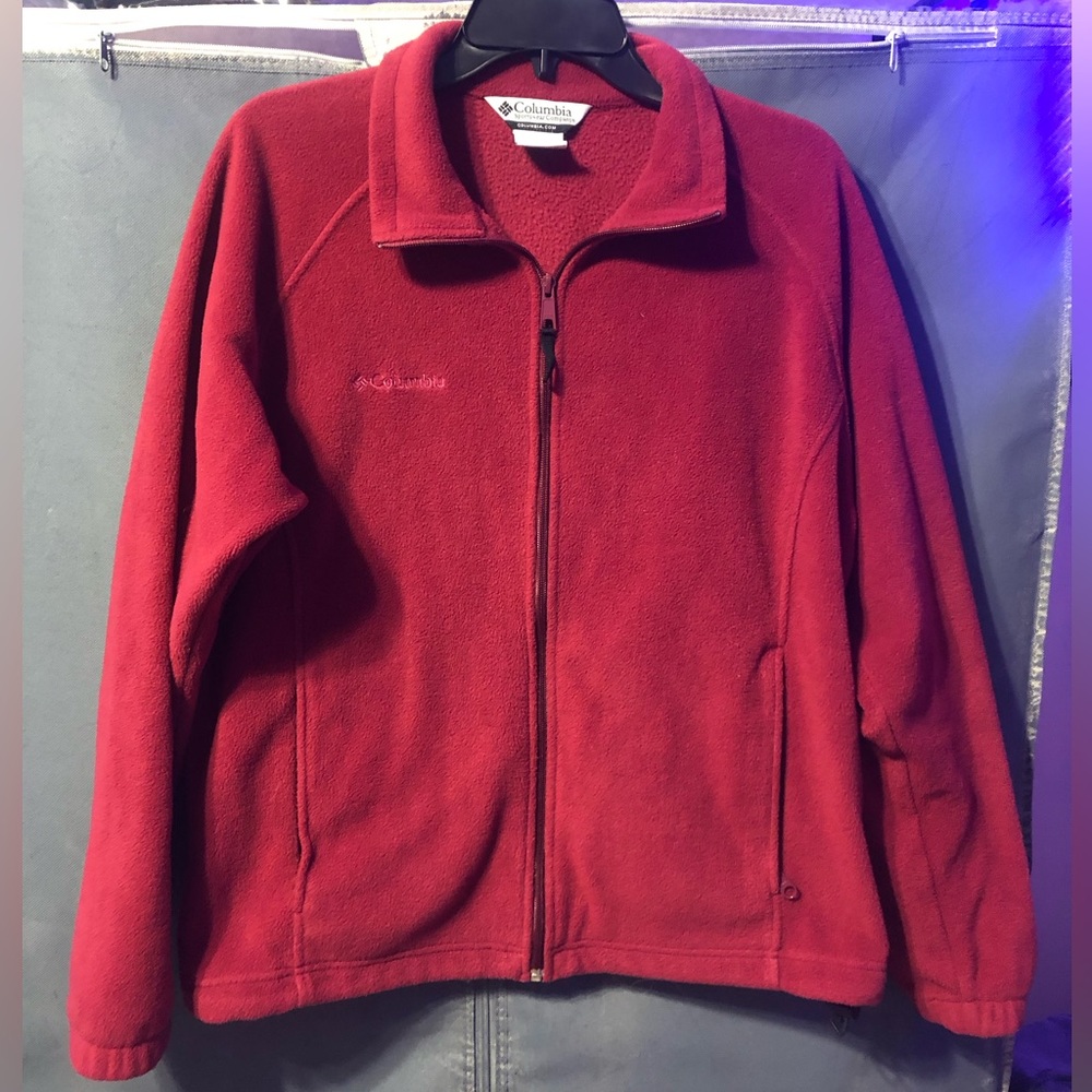 Women's pink Columbia full zip jacket, Size L